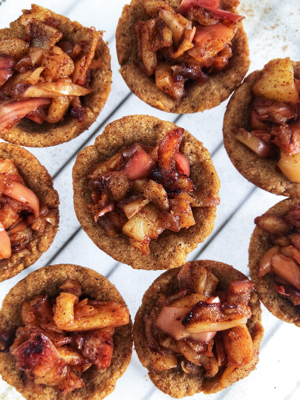 Mini Apple Pie Cups