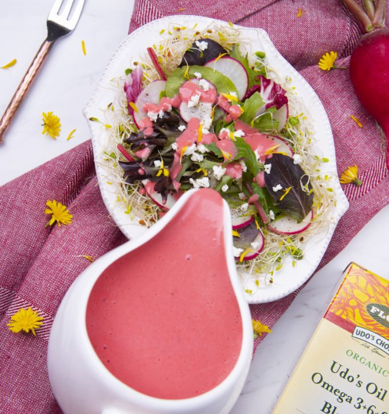 Sweet ‘n’ Spicy Strawberry Summer Salad Dressing
