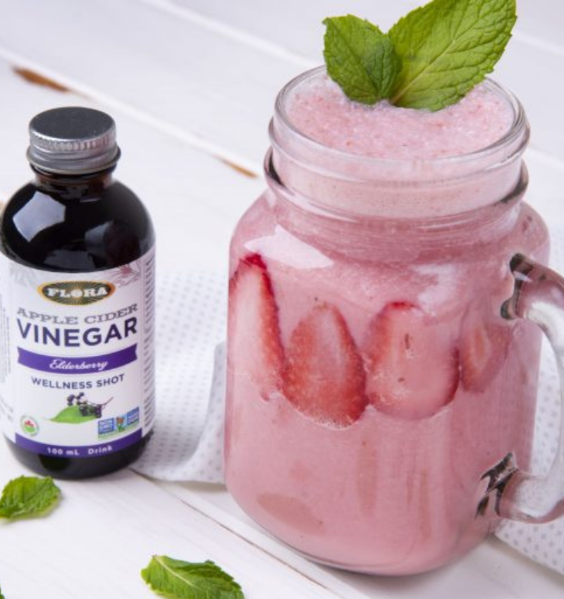 Apple Cider Vinegar-Berry Smoothies
