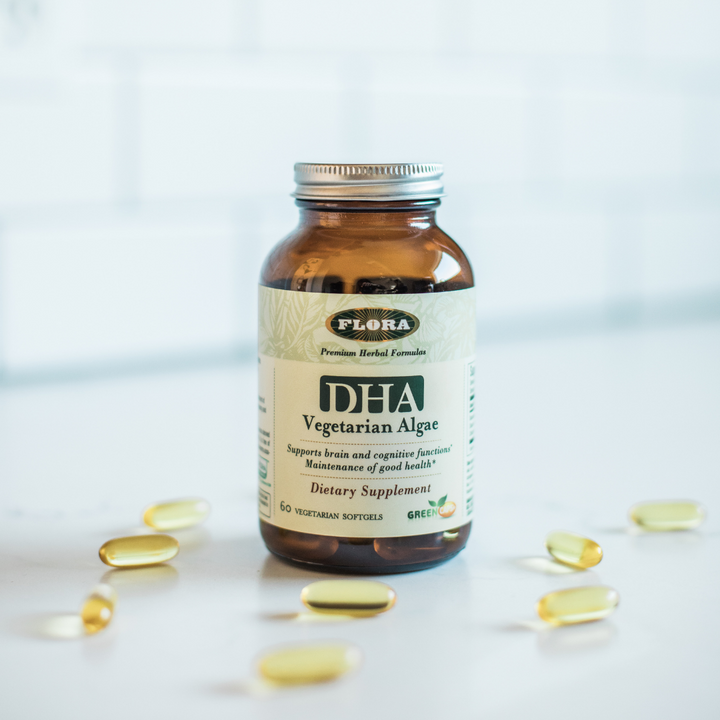 vegetarian DHA supplement capsules from algae to support brain and cognitive function as well as general health